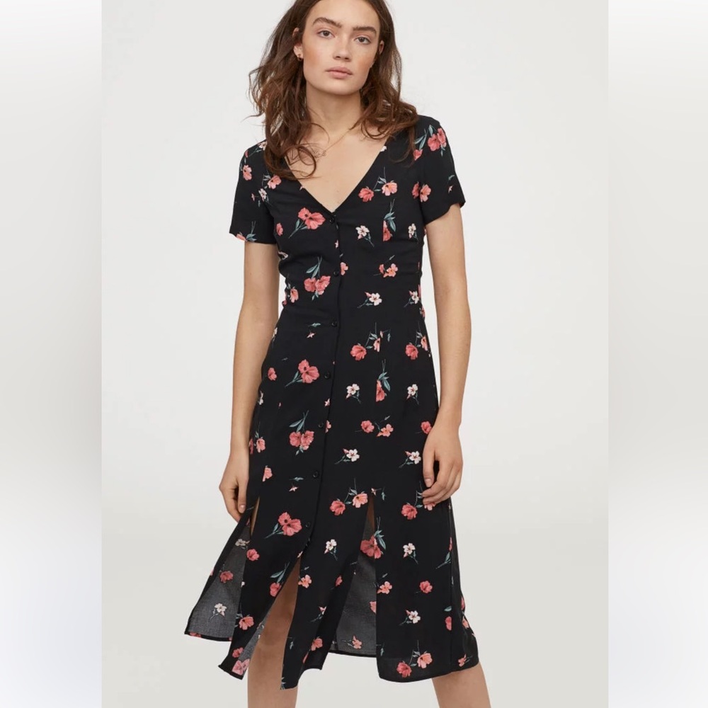 NWT H&M Divided Floral Button Down Midi Dress